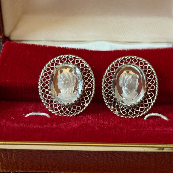 Whiting & Davis Jewelry - Vtg Whiting and Davis Glass Cameo Clip Earrings